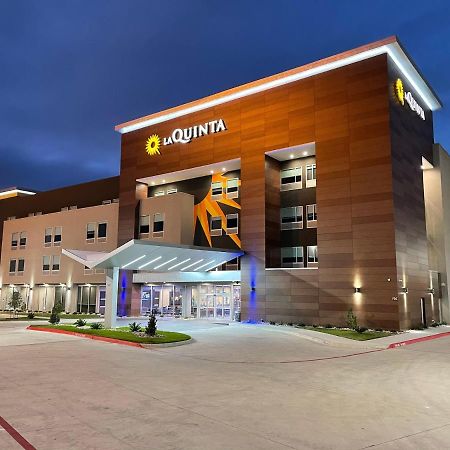 La Quinta Inn & Suites By Wyndham Dallas/Fairpark المظهر الخارجي الصورة