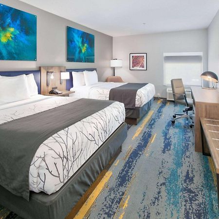La Quinta Inn & Suites By Wyndham Dallas/Fairpark المظهر الخارجي الصورة