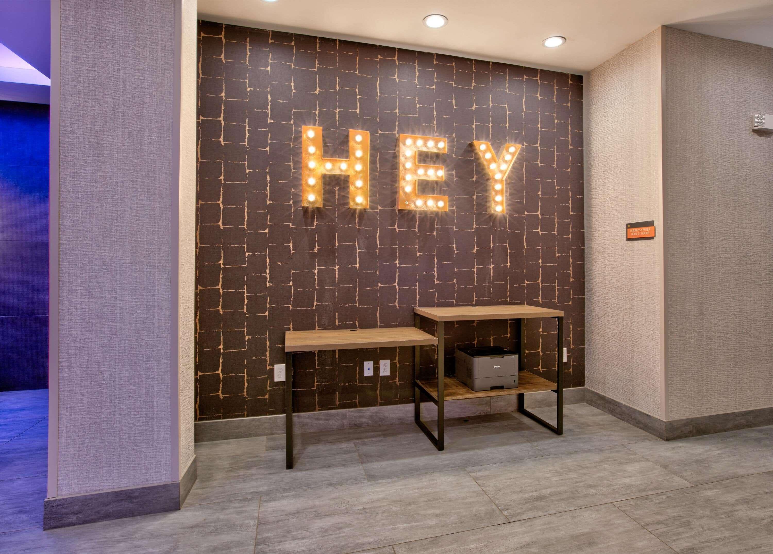 La Quinta Inn & Suites By Wyndham Dallas/Fairpark المظهر الخارجي الصورة