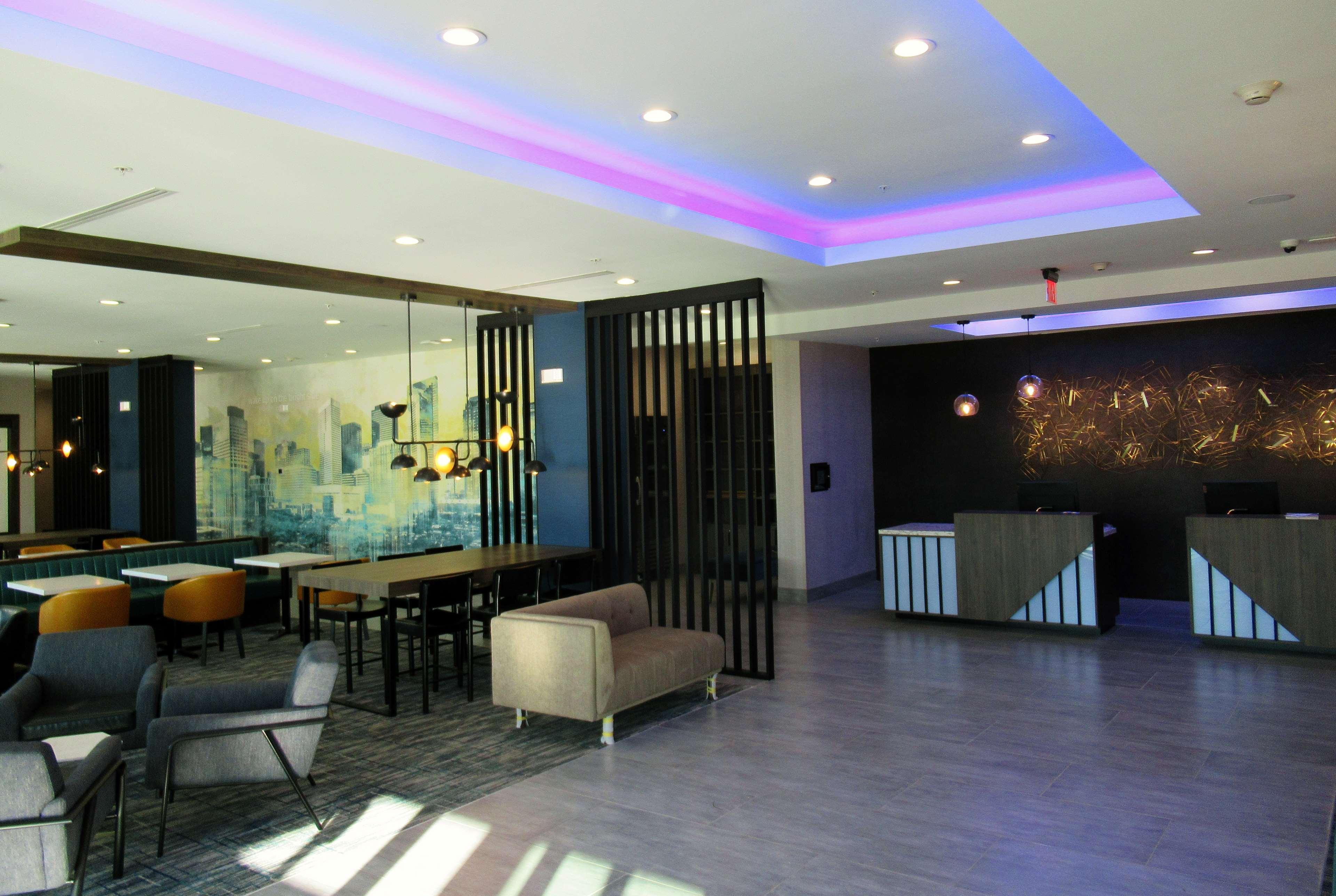 La Quinta Inn & Suites By Wyndham Dallas/Fairpark المظهر الخارجي الصورة