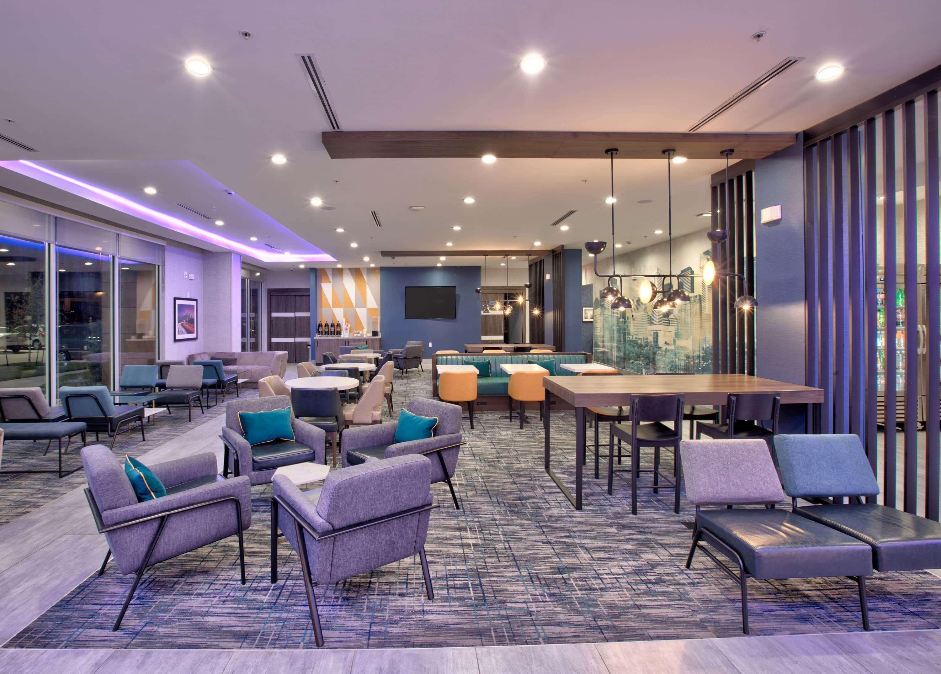 La Quinta Inn & Suites By Wyndham Dallas/Fairpark المظهر الخارجي الصورة