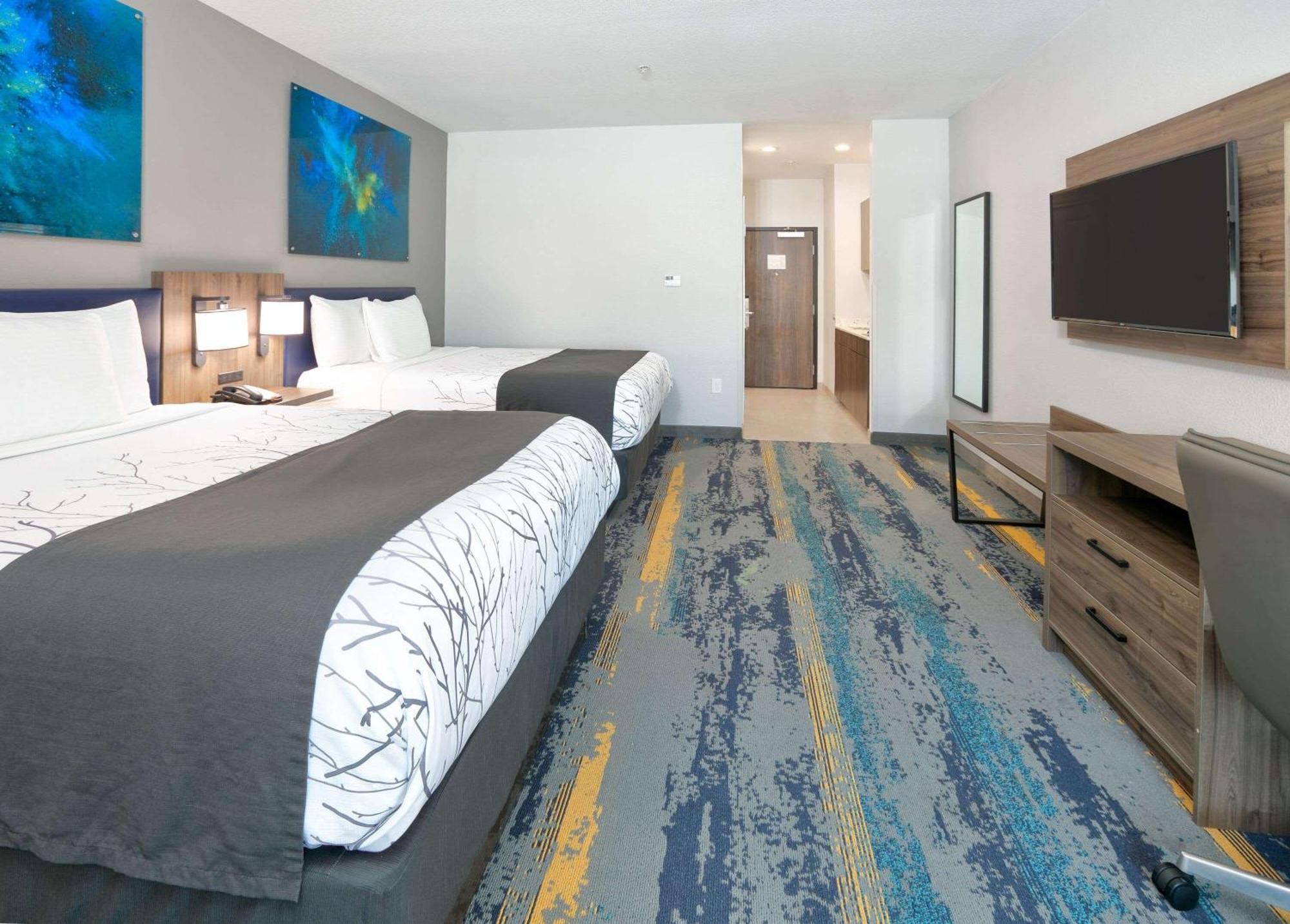 La Quinta Inn & Suites By Wyndham Dallas/Fairpark المظهر الخارجي الصورة